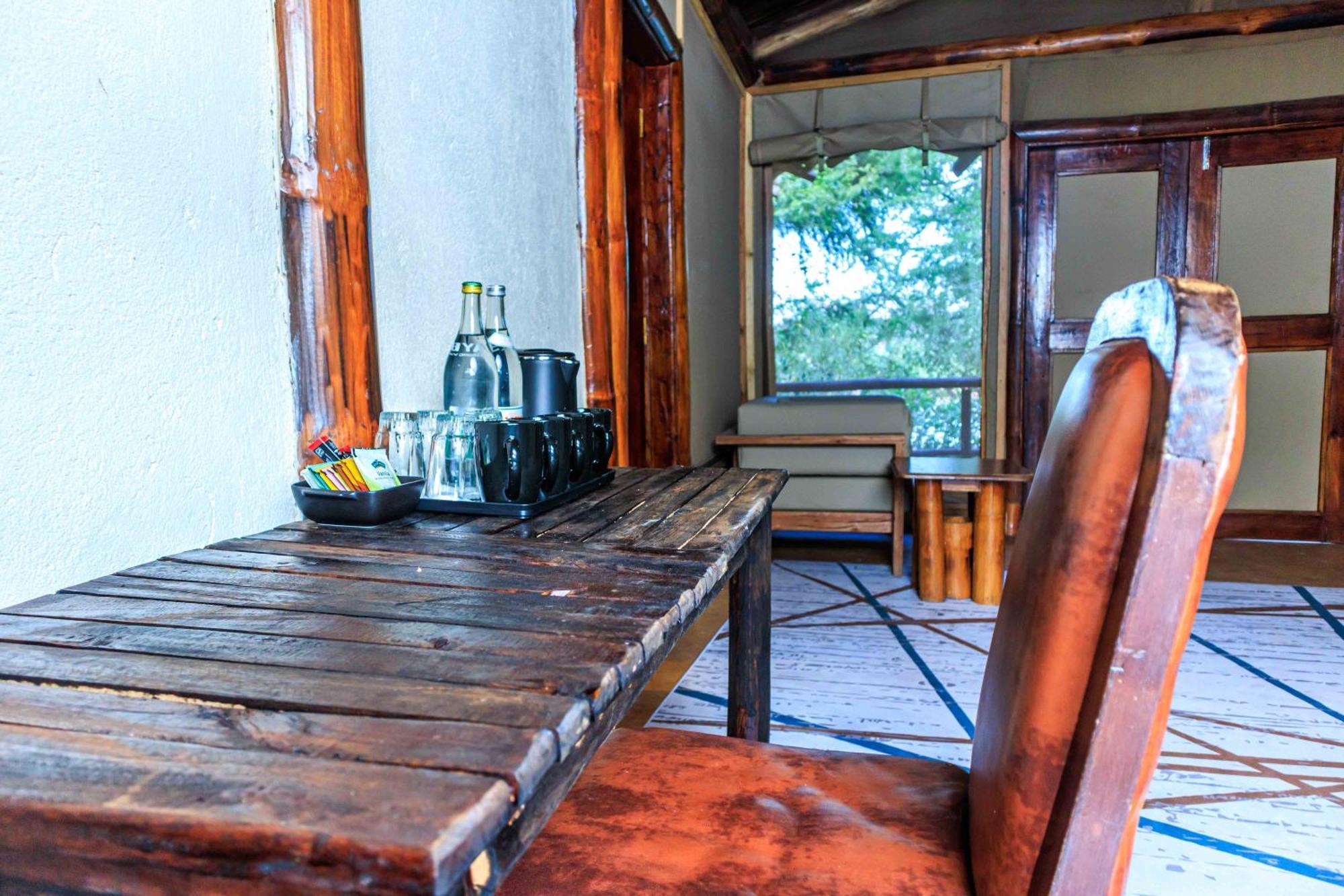 Samburu Elephant Lodge Isiolo Ngoại thất bức ảnh