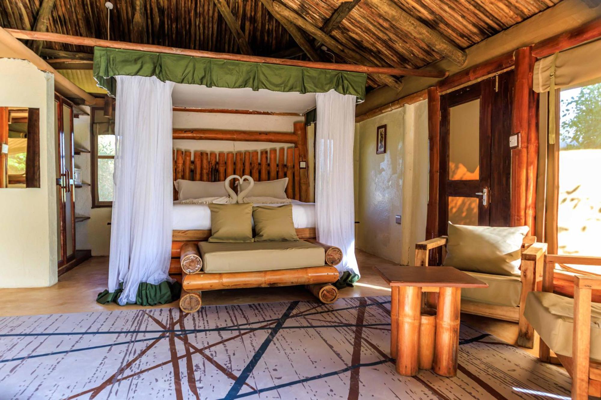 Samburu Elephant Lodge Isiolo Ngoại thất bức ảnh