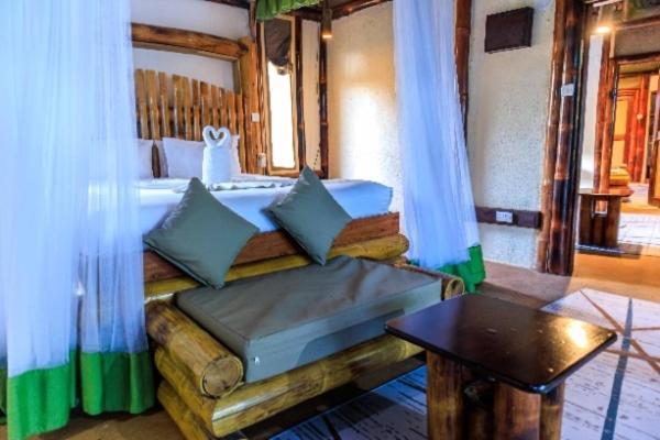 Samburu Elephant Lodge Isiolo Ngoại thất bức ảnh