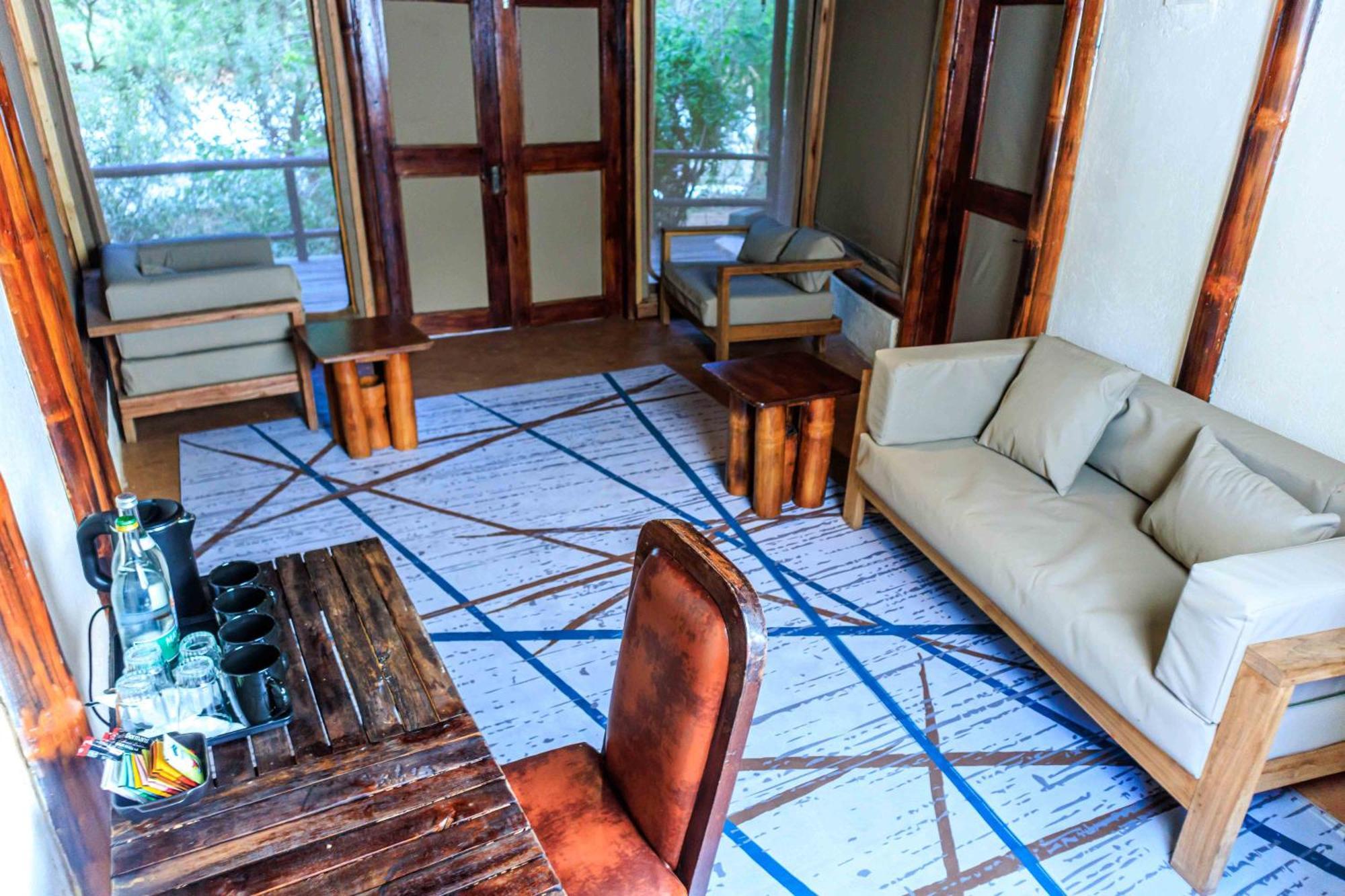 Samburu Elephant Lodge Isiolo Ngoại thất bức ảnh