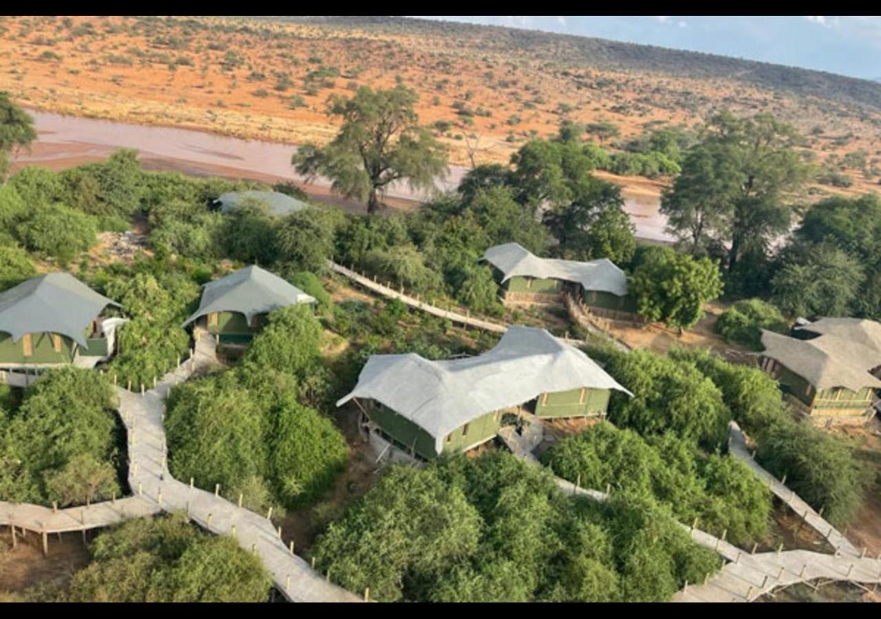 Samburu Elephant Lodge Isiolo Ngoại thất bức ảnh